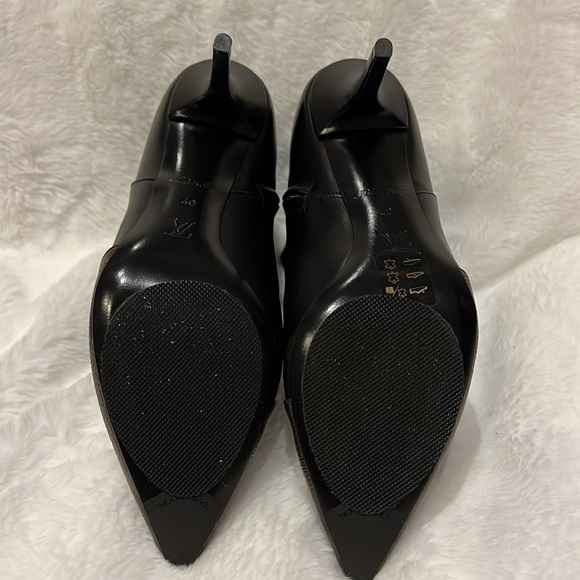 Louis Vuitton Booties - Picture 5 of 11